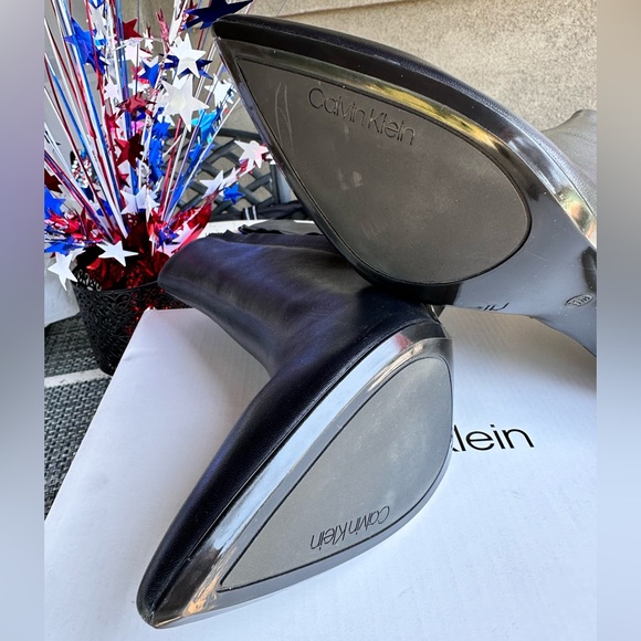 NEW! Calvin Klein Senly Boots - Picture 5 of 6